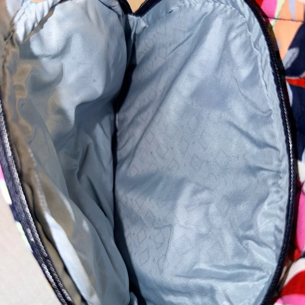 Vera Bradley NWOT Multicolor Floral Quilted Backpack - Picture 8 of 10